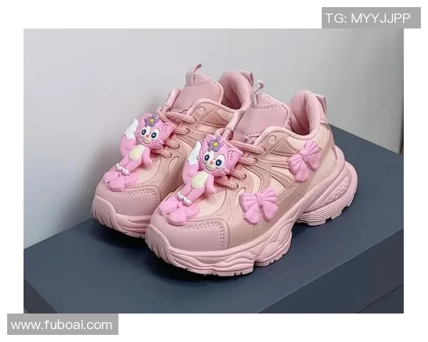 运动鞋革新潮流：科技与设计的完美结合，开启舒适与时尚的全新篇章